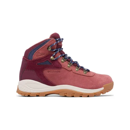 Columbia Newton Ridge Plus Waterproof Amped Columbia Newton Ridge Plus Waterproof Amped Női Túracipő, Túrabakancs 679-Beetroot