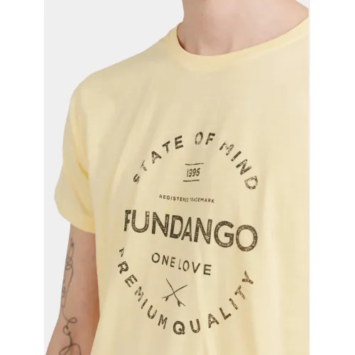 Fundango Basic-T Logo 04 Férfi Póló 205-corn