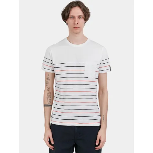 Fundango Jaggy Pocket T-shirt Fundango Jaggy Pocket T-shirt Férfi Póló 352-coral