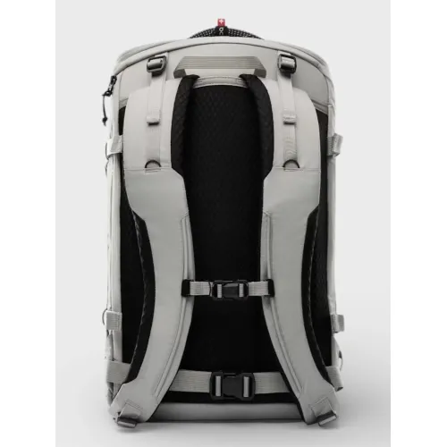 ON Speed Pack 30L Táska Hátizsák Glacier-Black
