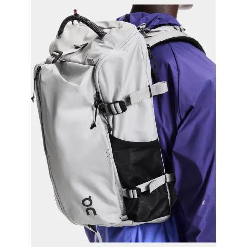ON Speed Pack 30L Táska Hátizsák Glacier-Black