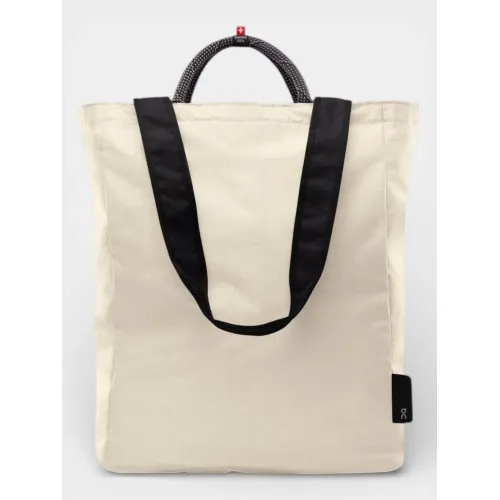 ON Tote Pack 25L Táska Hátizsák Cream-Black