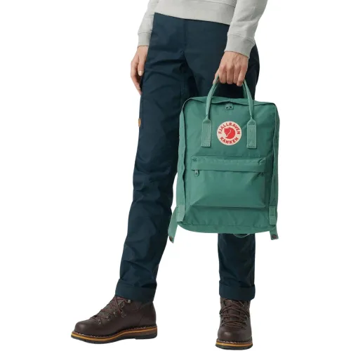 Fjallraven Kanken Férfi Hátizsák 664-Frost Green