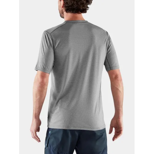 Fjallraven Abisko Day Hike SS M Férfi Póló 016-Shark Grey