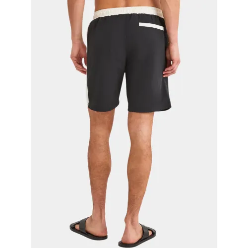 Nautica Derwent 7” Swim Short Férfi Beachshort 011-Black