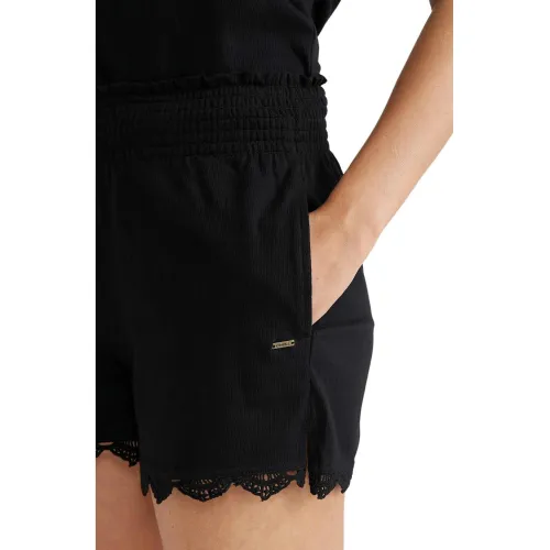 O'Neill Essentials Ava Smocked Shorts Női Rövidnadrág 19010-Black Out