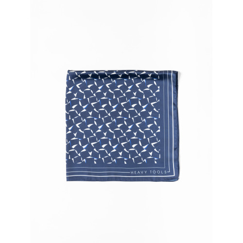 Heavy Tools PALLAS Kiegészítő Sál Square